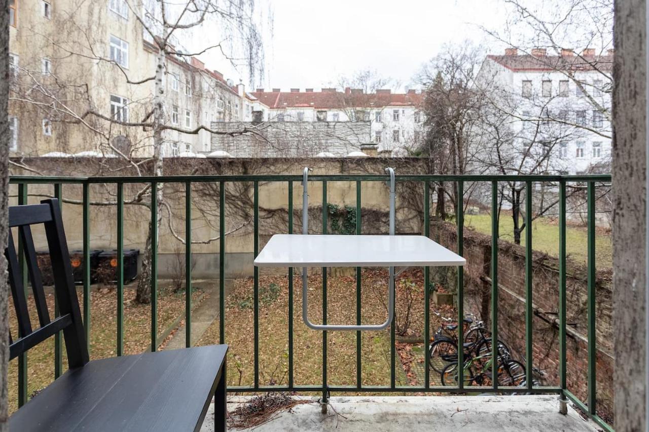 Balcony Apartment, 1 Min To U1 Reumannplatz فيينا المظهر الخارجي الصورة