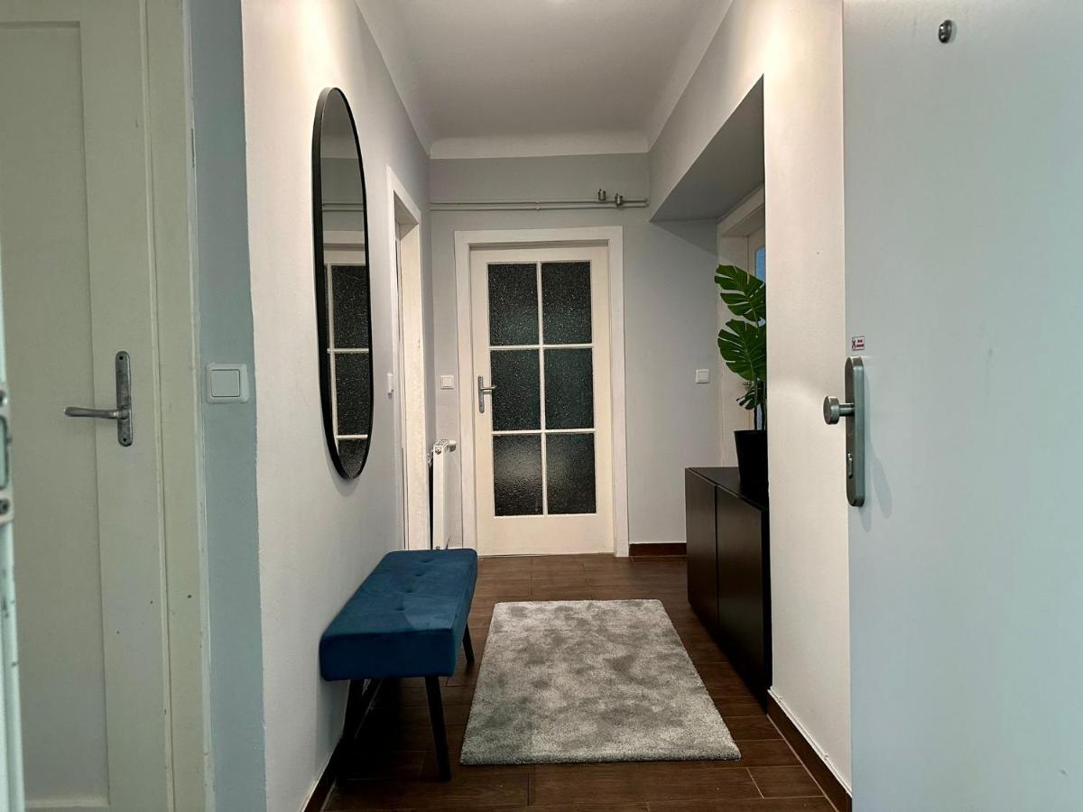 Balcony Apartment, 1 Min To U1 Reumannplatz فيينا المظهر الخارجي الصورة