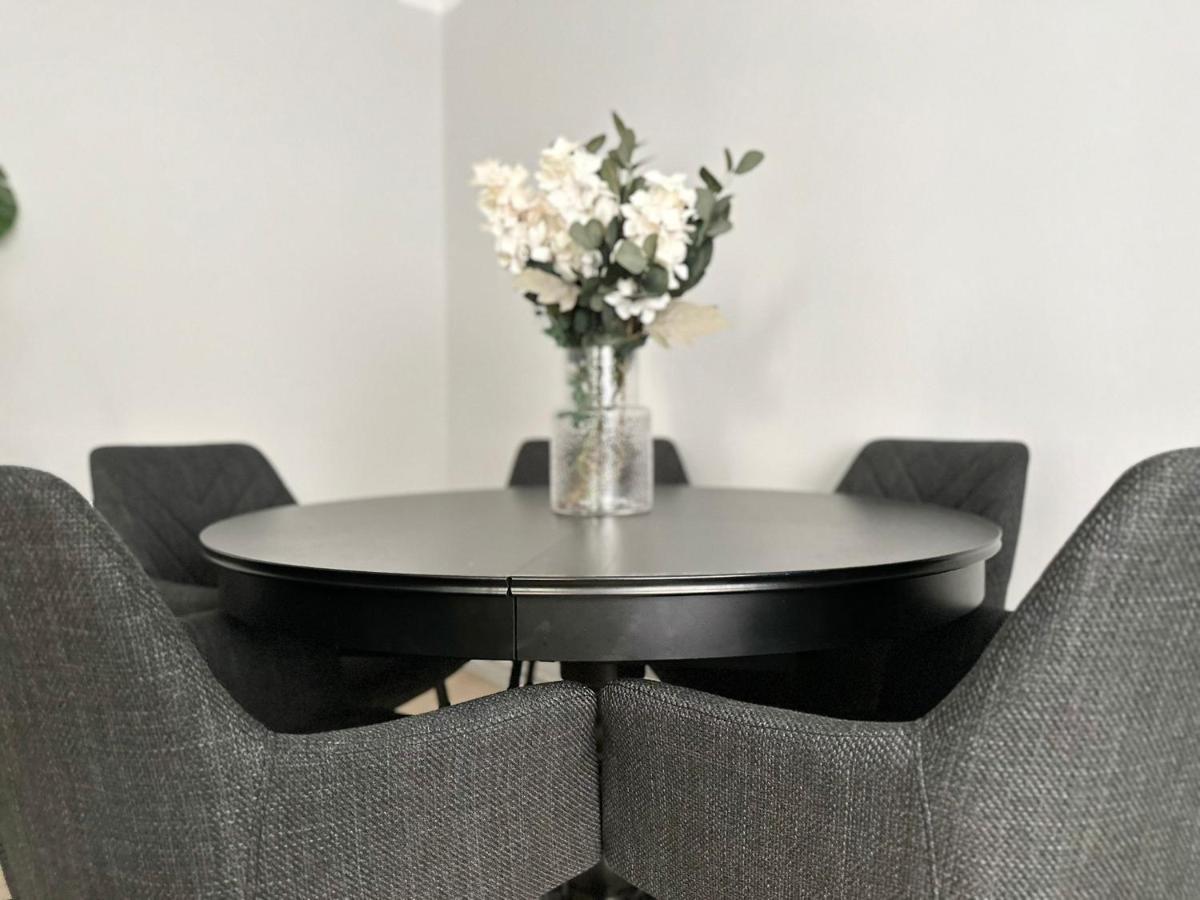Balcony Apartment, 1 Min To U1 Reumannplatz فيينا المظهر الخارجي الصورة