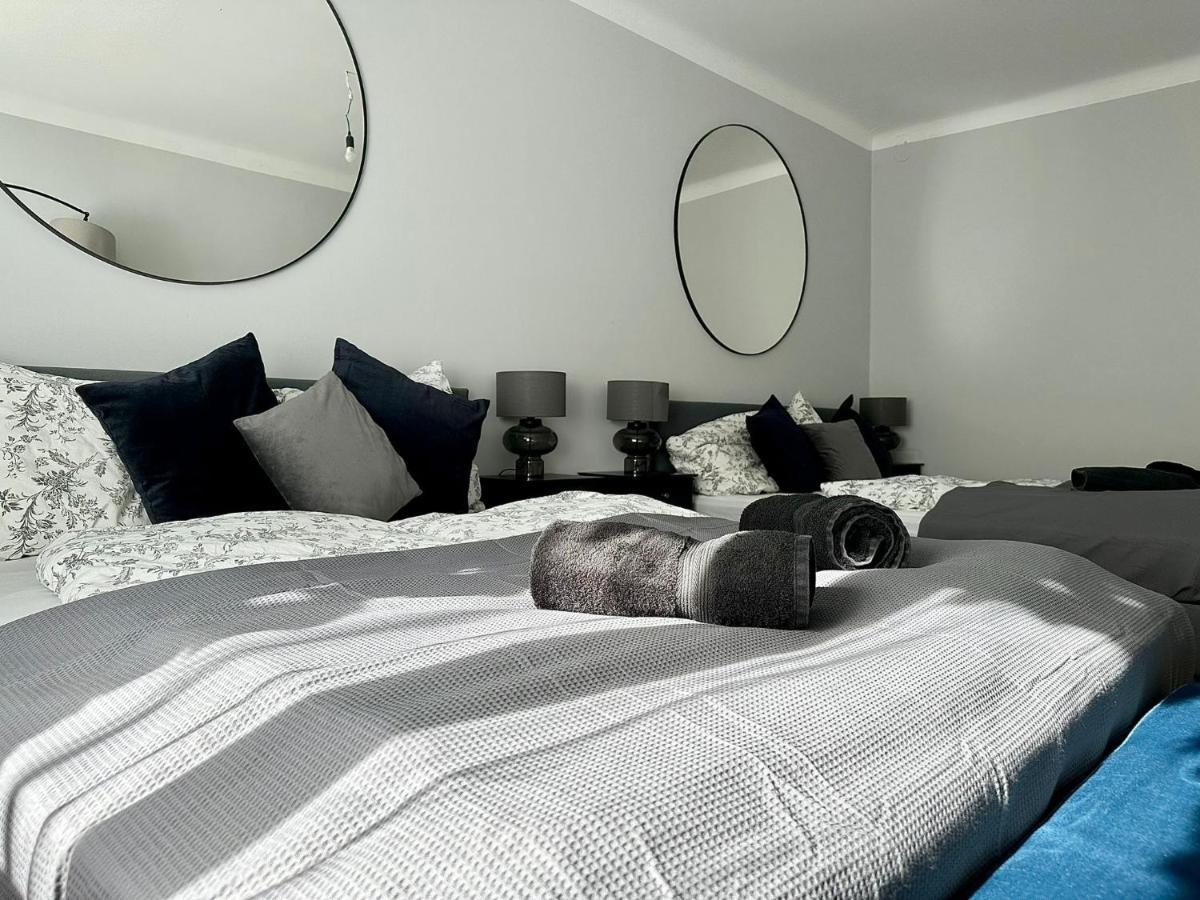 Balcony Apartment, 1 Min To U1 Reumannplatz فيينا المظهر الخارجي الصورة